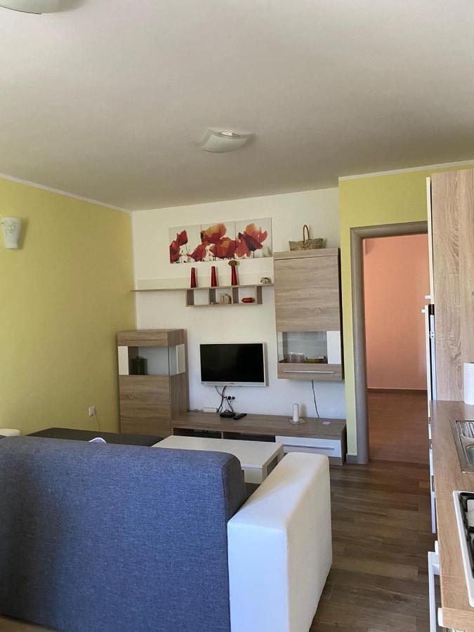 Apartmani Danica Нерезине Екстер'єр фото