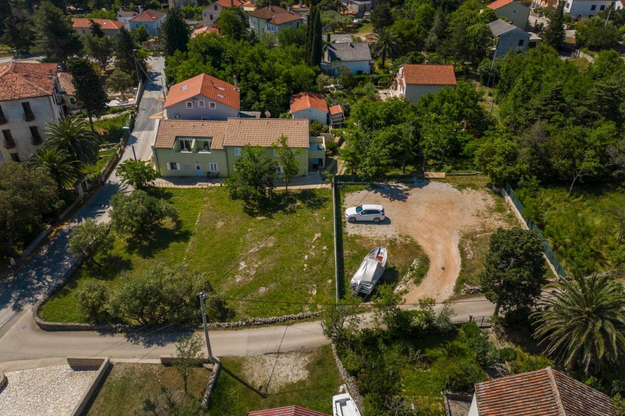 Apartmani Danica Нерезине Екстер'єр фото