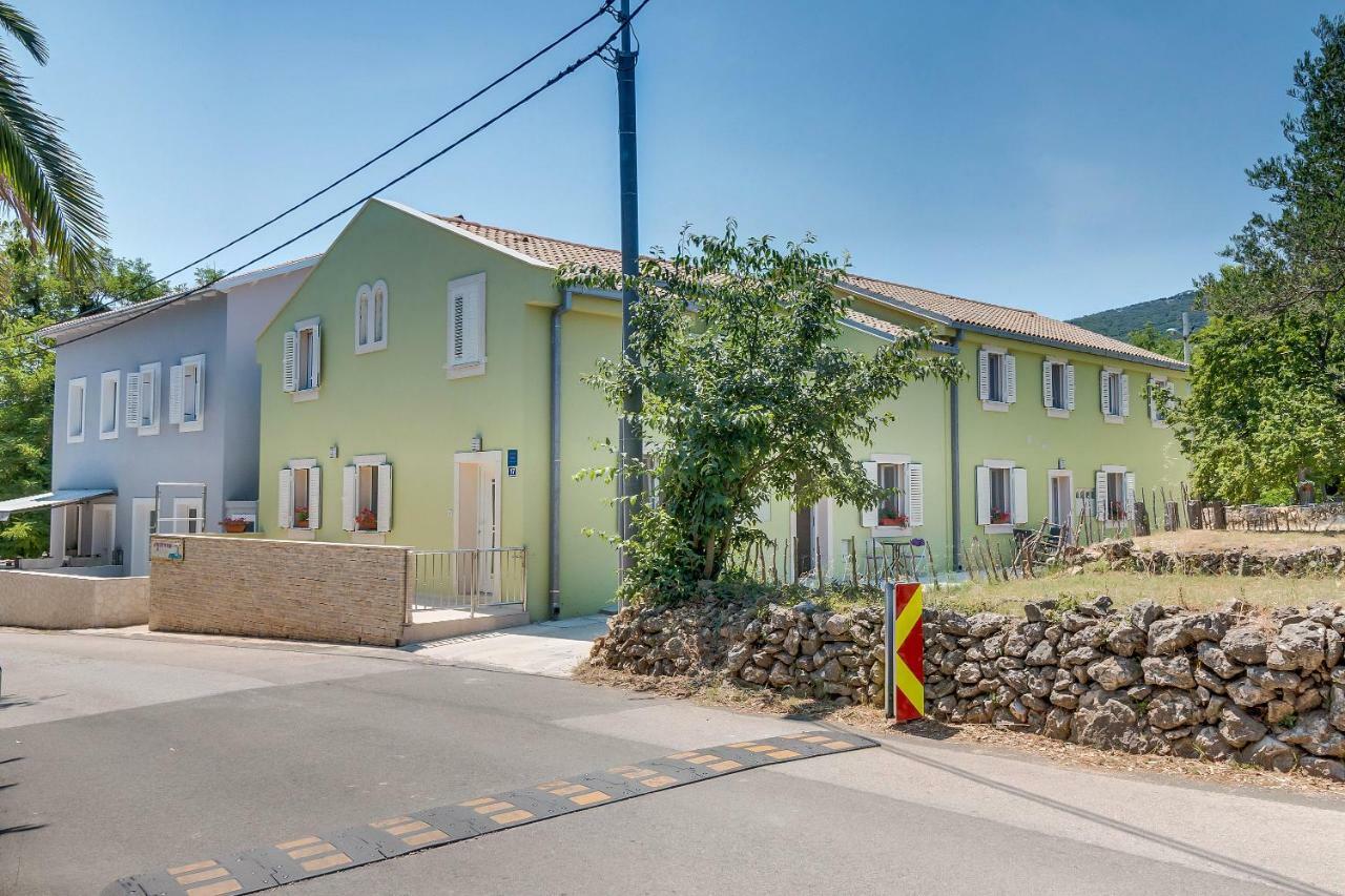 Apartmani Danica Нерезине Екстер'єр фото